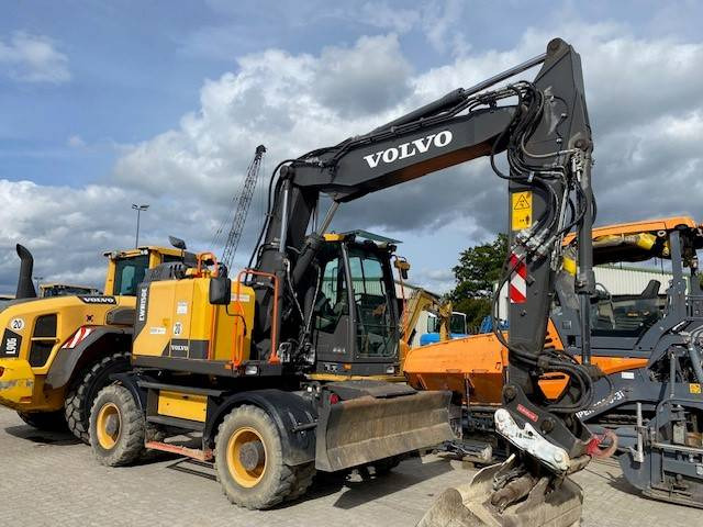 Volvo EWR 150 E MIETE / RENTAL (12001017) - Excavadora de ruedas: foto 1 Volvo EWR 150 E MIETE / RENTAL (12001017) - Excavadora de ruedas: foto 1