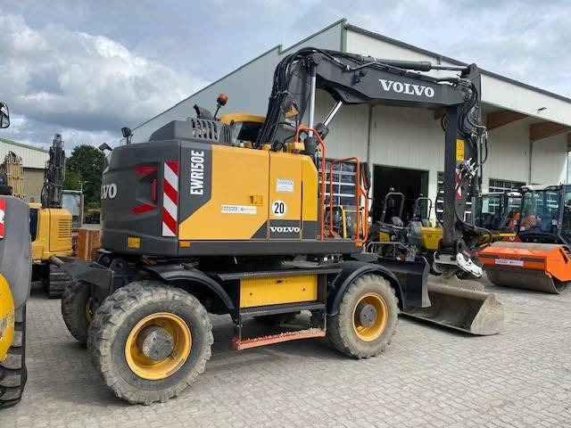 Volvo EWR 150 E MIETE / RENTAL (12001017) - Excavadora de ruedas: foto 3 Volvo EWR 150 E MIETE / RENTAL (12001017) - Excavadora de ruedas: foto 3
