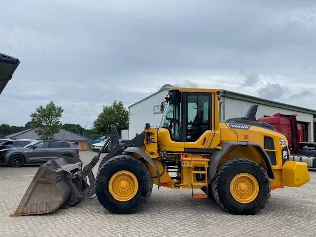 Volvo L 70 H MIETE / RENTAL (12005472) - Cargadora de ruedas: foto 2 Volvo L 70 H MIETE / RENTAL (12005472) - Cargadora de ruedas: foto 2
