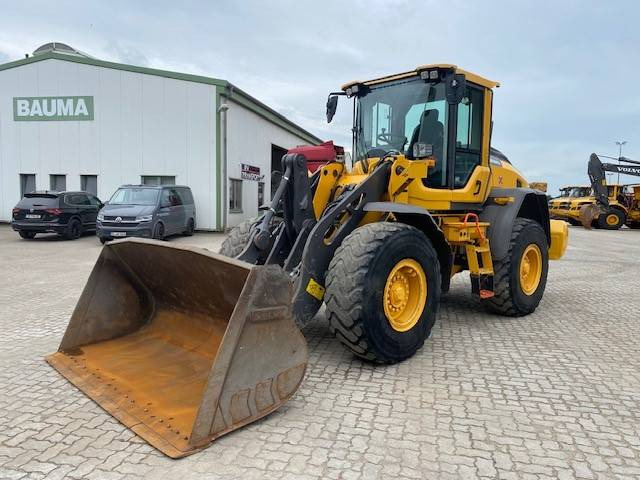 Volvo L 70 H MIETE / RENTAL (12005472) - Cargadora de ruedas: foto 1 Volvo L 70 H MIETE / RENTAL (12005472) - Cargadora de ruedas: foto 1