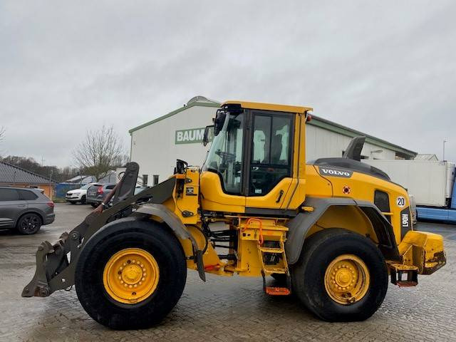 Volvo L 90 H MIETE / RENTAL - Cargadora de ruedas: foto 1 Volvo L 90 H MIETE / RENTAL - Cargadora de ruedas: foto 1