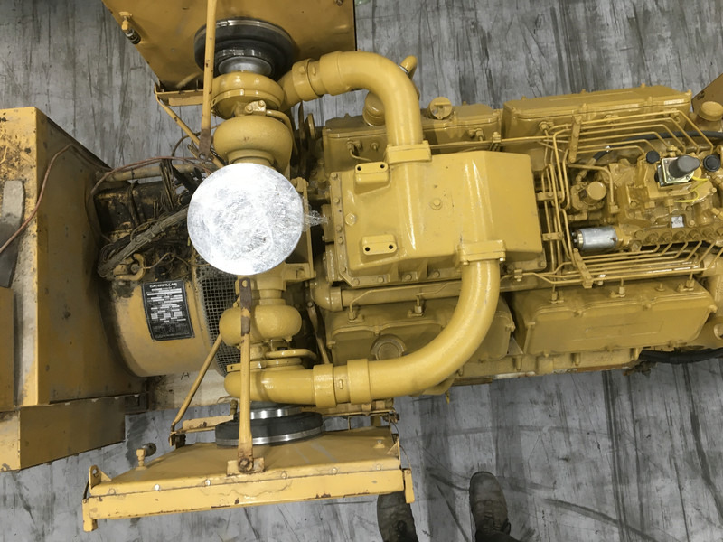 Caterpillar 3412 38S GENERATOR 468 KVA USED - Generador industriale: foto 5 Caterpillar 3412 38S GENERATOR 468 KVA USED - Generador industriale: foto 5