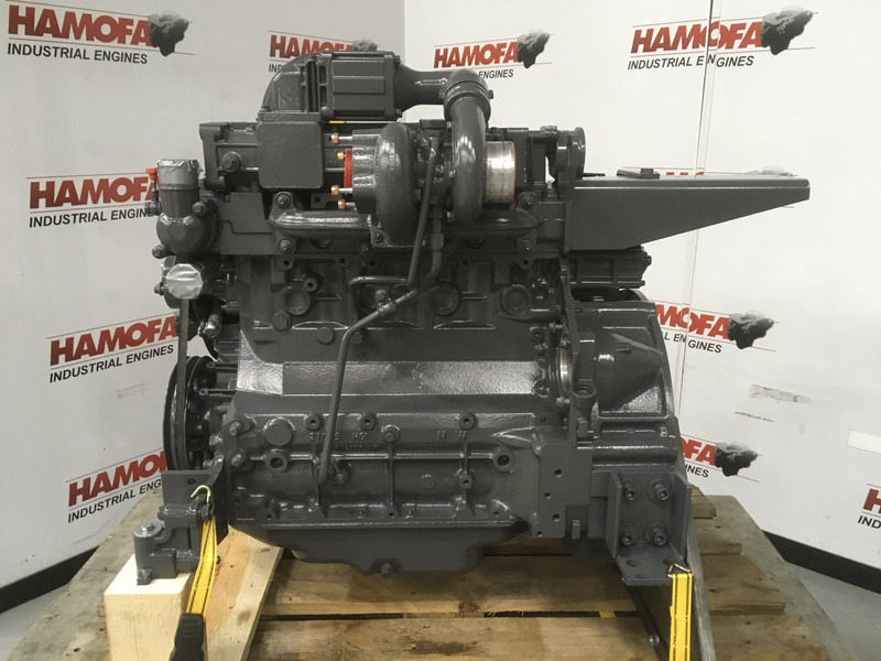 Deutz BF4M2012 IND. USED - Maquinaria de construcción: foto 2 Deutz BF4M2012 IND. USED - Maquinaria de construcción: foto 2