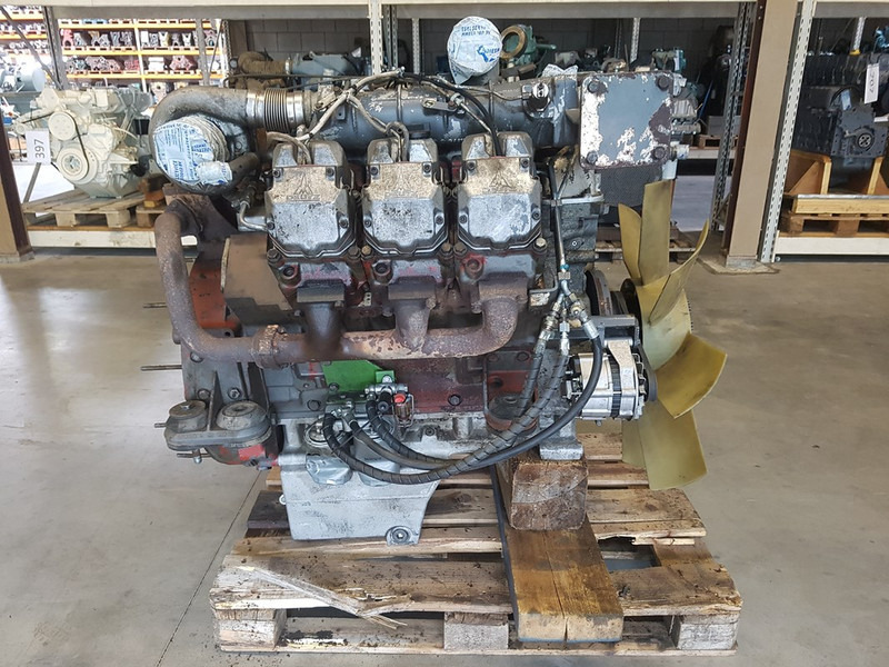 Deutz BF6M1015C USED - Maquinaria de construcción: foto 1 Deutz BF6M1015C USED - Maquinaria de construcción: foto 1