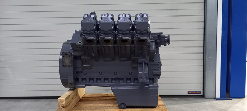 Deutz BF8M1015CP LONG-BLOCK - Maquinaria de construcción: foto 1 Deutz BF8M1015CP LONG-BLOCK - Maquinaria de construcción: foto 1