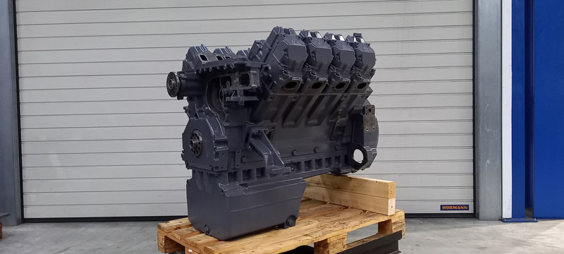 Deutz BF8M1015CP LONG-BLOCK - Maquinaria de construcción: foto 4 Deutz BF8M1015CP LONG-BLOCK - Maquinaria de construcción: foto 4