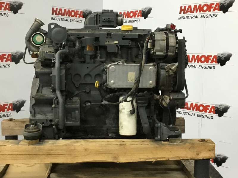 Deutz TCD2012L04 2V MECH. USED - Maquinaria de construcción: foto 1 Deutz TCD2012L04 2V MECH. USED - Maquinaria de construcción: foto 1