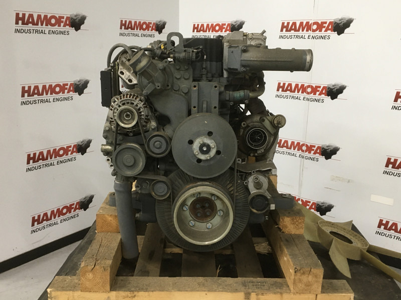 Deutz TCD2013L06 4V FOR PARTS - Maquinaria de construcción: foto 4 Deutz TCD2013L06 4V FOR PARTS - Maquinaria de construcción: foto 4