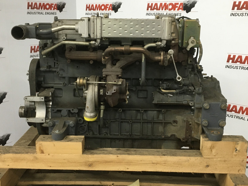 Deutz TCD2013L06 4V FOR PARTS - Maquinaria de construcción: foto 2 Deutz TCD2013L06 4V FOR PARTS - Maquinaria de construcción: foto 2