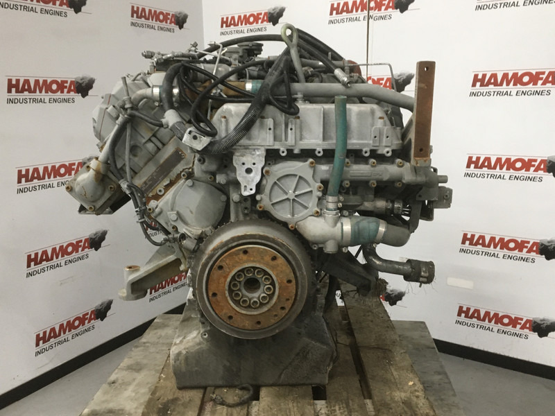 Deutz TCD2015 V8 M FOR PARTS - Maquinaria de construcción: foto 4 Deutz TCD2015 V8 M FOR PARTS - Maquinaria de construcción: foto 4