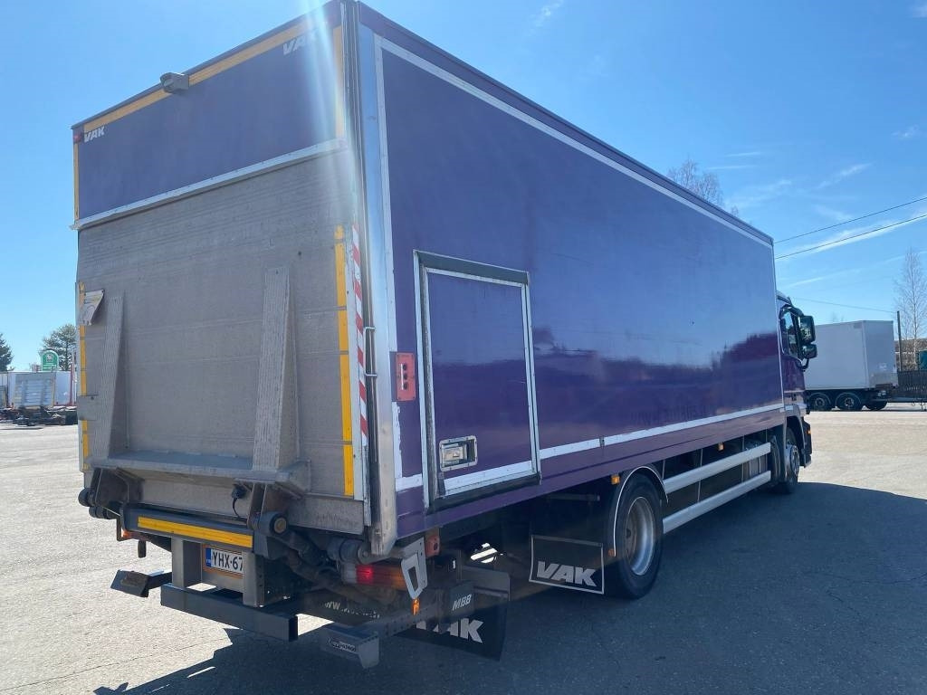 Mercedes-Benz Actros 1832 - Camión caja cerrada: foto 4 Mercedes-Benz Actros 1832 - Camión caja cerrada: foto 4