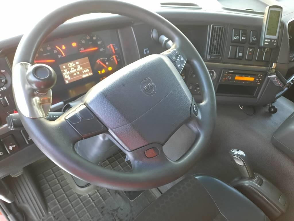 Volvo FM 450 - Camión portacontenedore/ Intercambiable: foto 5 Volvo FM 450 - Camión portacontenedore/ Intercambiable: foto 5