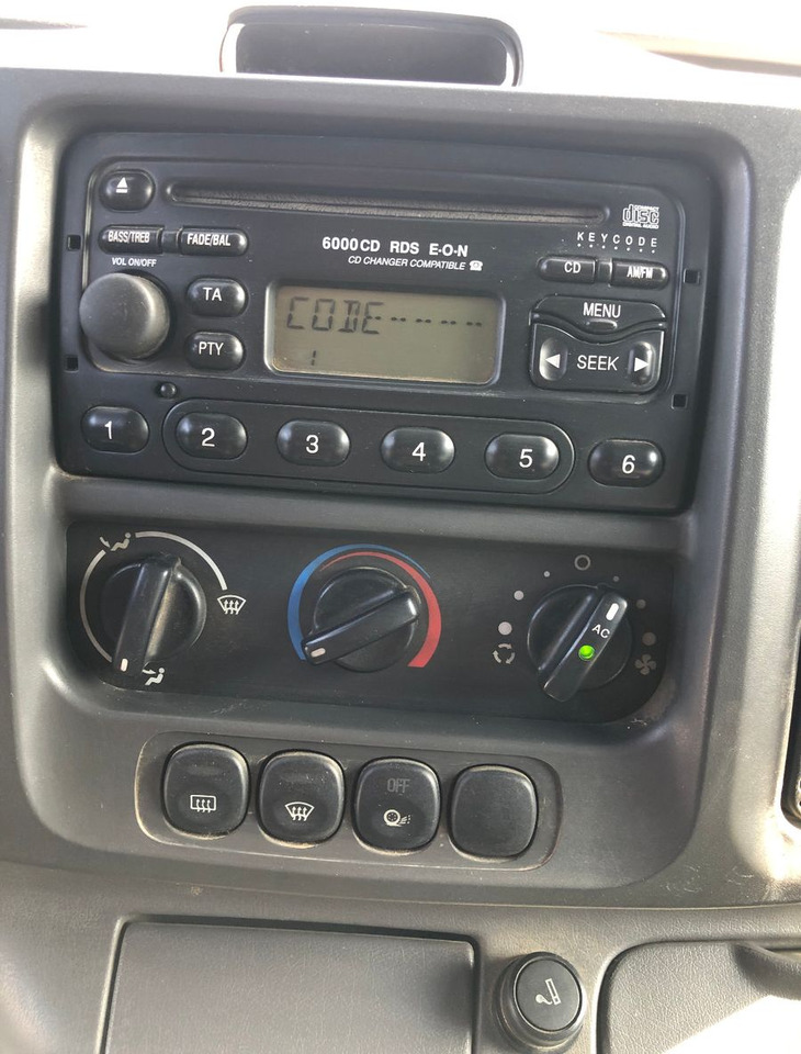 Furgoneta de pasajeros Ford Transit 2.4 TDi, Heckantrieb, 8-Sitzer, Klima: foto 22