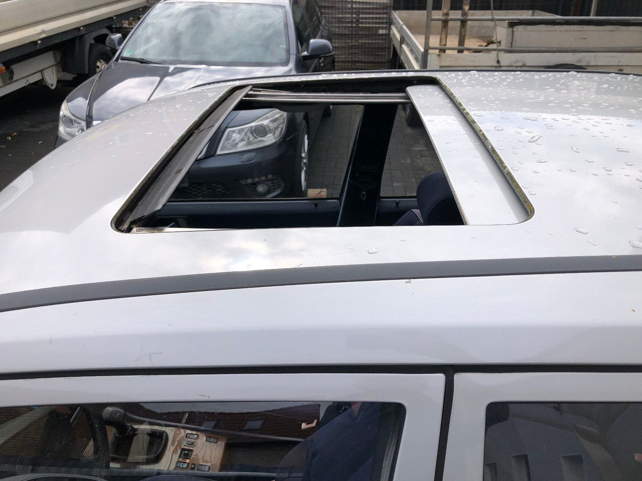 Sedan Mercedes-Benz W124 E 260: foto 25