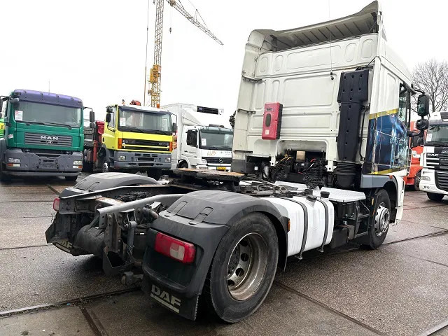 DAF XF 105.460 ATE SPACEAB 4x2 (EURO 5 / ZF MANUAL GEARBOX / ZF-INTARDER / HYDRAULIC KIT / P.T.O. / AIRCONDITIONING / ETC.) - Cabeza tractora: foto 3 DAF XF 105.460 ATE SPACEAB 4x2 (EURO 5 / ZF MANUAL GEARBOX / ZF-INTARDER / HYDRAULIC KIT / P.T.O. / AIRCONDITIONING / ETC.) - Cabeza tractora: foto 3
