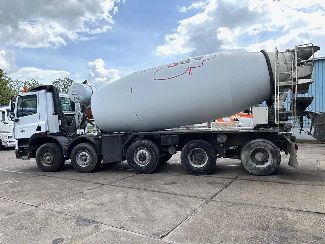 Ginaf X 5250 TS 8x4 15M3 MULDER CONCRETE MIXER (EURO 3 / ZF16 MANUAL GEARBOX / REDUCTION AXLES / AIRCONDITIONING) - Camión hormigonera: foto 5 Ginaf X 5250 TS 8x4 15M3 MULDER CONCRETE MIXER (EURO 3 / ZF16 MANUAL GEARBOX / REDUCTION AXLES / AIRCONDITIONING) - Camión hormigonera: foto 5