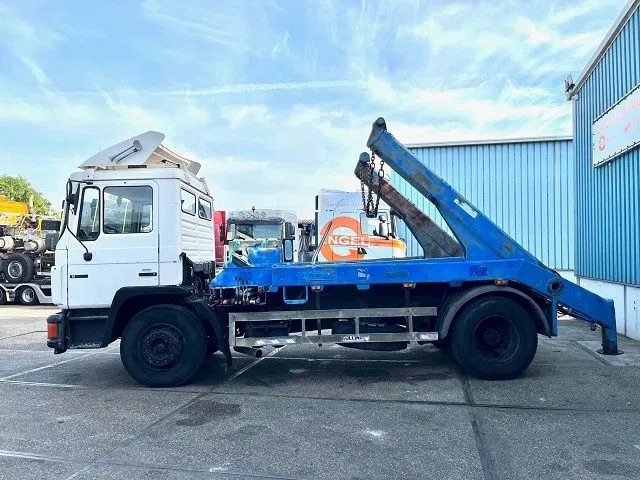 MAN 18 .232 (6 CILINDER) M90 WITH TELESCOPIC CONTAINER SYSTEM (8 GEARS MANUAL GEARBOX / EURO 1 (MECHANICAL PUMP AND INJECTORS)) - Camión portacontenedor de cadenas: foto 5 MAN 18 .232 (6 CILINDER) M90 WITH TELESCOPIC CONTAINER SYSTEM (8 GEARS MANUAL GEARBOX / EURO 1 (MECHANICAL PUMP AND INJECTORS)) - Camión portacontenedor de cadenas: foto 5