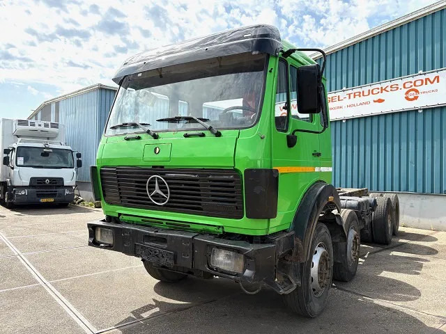 Mercedes-Benz SK 3335K 8x4 FULL STEEL CHASSIS (ZF16 MANUAL GEARBOX / RETARDER / FULL STEEL SUSPENSION / REDUCTION AXLES) - Camión chasis: foto 1 Mercedes-Benz SK 3335K 8x4 FULL STEEL CHASSIS (ZF16 MANUAL GEARBOX / RETARDER / FULL STEEL SUSPENSION / REDUCTION AXLES) - Camión chasis: foto 1