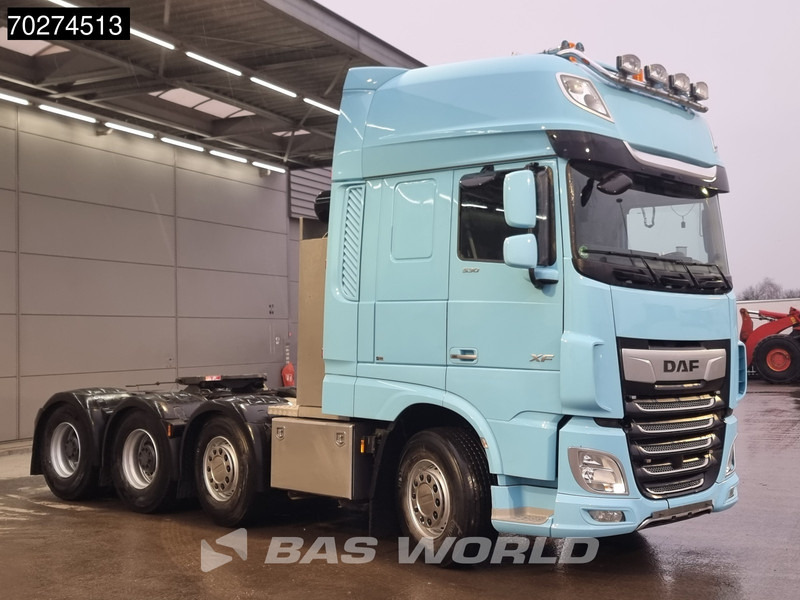 DAF XF 530 XF 8X4 Big-Axle Lift+lenkachse Retarder PTO Hydraulik StandKlima ACC LED Euro 6 - Cabeza tractora: foto 3 DAF XF 530 XF 8X4 Big-Axle Lift+lenkachse Retarder PTO Hydraulik StandKlima ACC LED Euro 6 - Cabeza tractora: foto 3