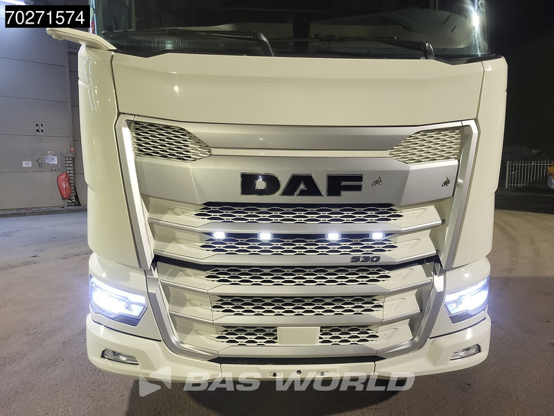 Cabeza tractora DAF XG+ 530 4X2 Retarder 2x Tanks Standklima Leather Alcoa's: foto 8
