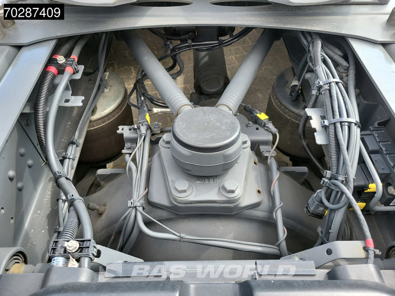 Leasing para DAF XG+ 530 XG+ 4X2 Retarder 2x Tanks Standklima Leather Alcoa's DAF XG+ 530 XG+ 4X2 Retarder 2x Tanks Standklima Leather Alcoa's: foto 17