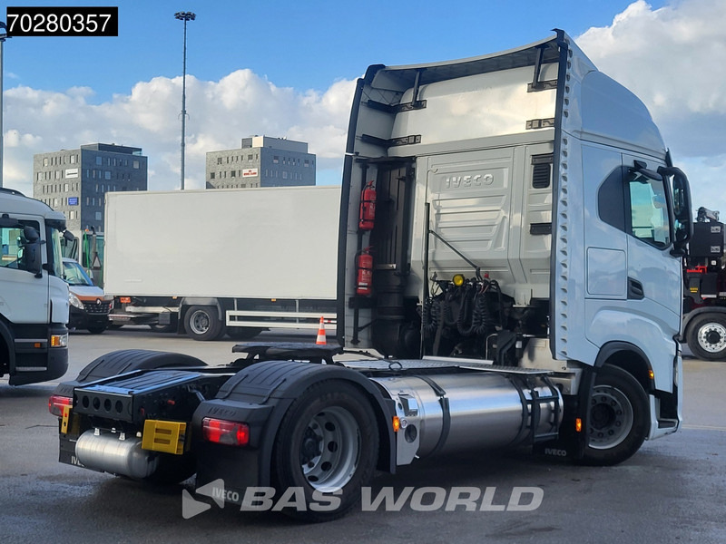 Iveco S-Way 460 4X2 Retarder 2xTanks LNG Standklima LED Navi ACC Euro 6 - Cabeza tractora: foto 5 Iveco S-Way 460 4X2 Retarder 2xTanks LNG Standklima LED Navi ACC Euro 6 - Cabeza tractora: foto 5
