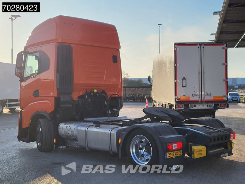 Iveco S-Way 570 4X2 NL-Truck APK 2026! Mega Retarder 2x Tanks Hebesattel Alcoa SmartTacho2 - Cabeza tractora: foto 2 Iveco S-Way 570 4X2 NL-Truck APK 2026! Mega Retarder 2x Tanks Hebesattel Alcoa SmartTacho2 - Cabeza tractora: foto 2