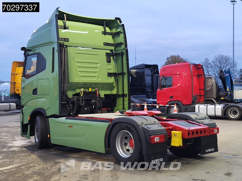 Iveco S-Way 580 4X2 NEW! LED Standklima ACC Navi Euro 6 - Cabeza tractora: foto 2 Iveco S-Way 580 4X2 NEW! LED Standklima ACC Navi Euro 6 - Cabeza tractora: foto 2