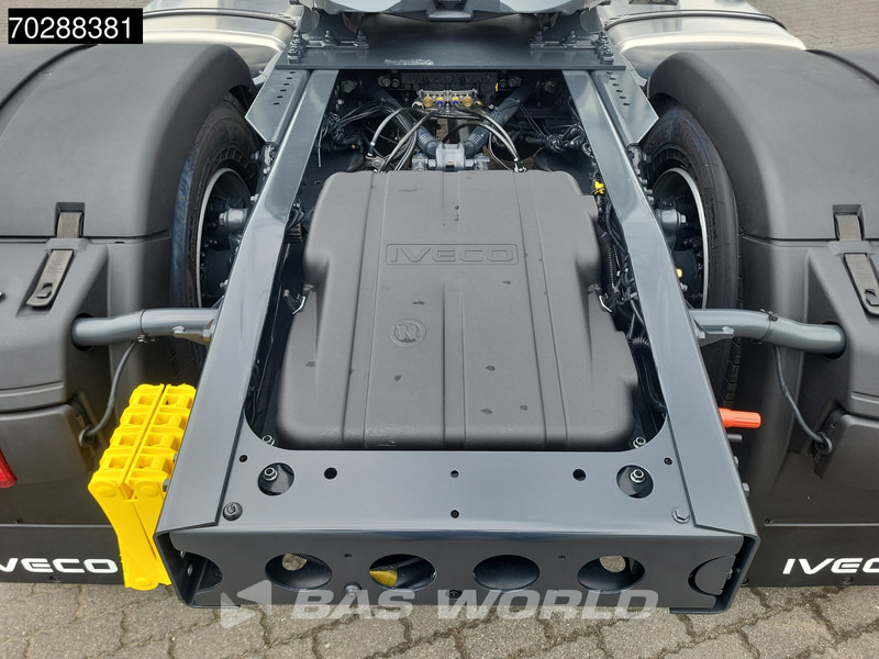 Cabeza tractora nuevo Iveco S-way 580 4X2 Nieuw! 2xTanks Standklima ACC LED Euro 6: foto 15