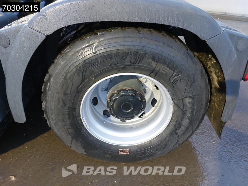Cabeza tractora MAN TGS 33.440 6X4 Retarder Big-Axle Hydraulik: foto 18 Cabeza tractora MAN TGS 33.440 6X4 Retarder Big-Axle Hydraulik: foto 18