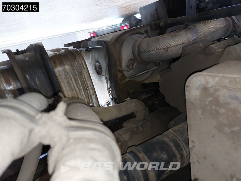 Cabeza tractora MAN TGS 33.440 6X4 Retarder Big-Axle Hydraulik: foto 16 Cabeza tractora MAN TGS 33.440 6X4 Retarder Big-Axle Hydraulik: foto 16