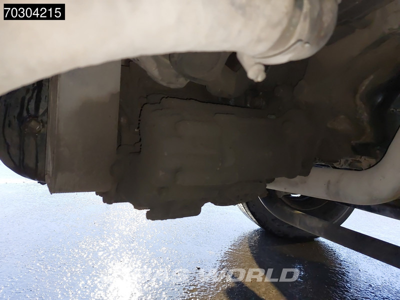 Cabeza tractora MAN TGS 33.440 6X4 Retarder Big-Axle Hydraulik: foto 15 Cabeza tractora MAN TGS 33.440 6X4 Retarder Big-Axle Hydraulik: foto 15