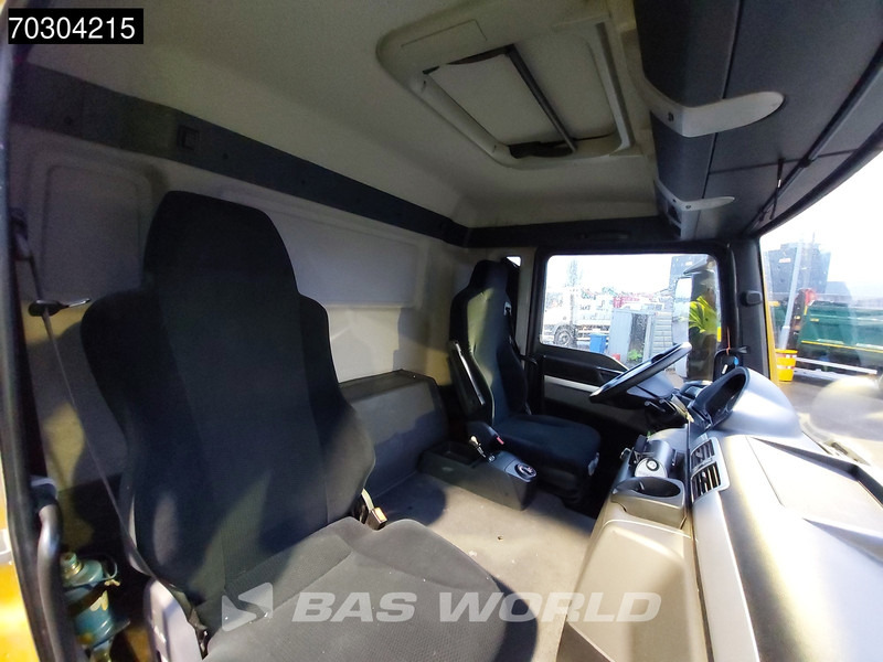 Cabeza tractora MAN TGS 33.440 6X4 Retarder Big-Axle Hydraulik: foto 19 Cabeza tractora MAN TGS 33.440 6X4 Retarder Big-Axle Hydraulik: foto 19