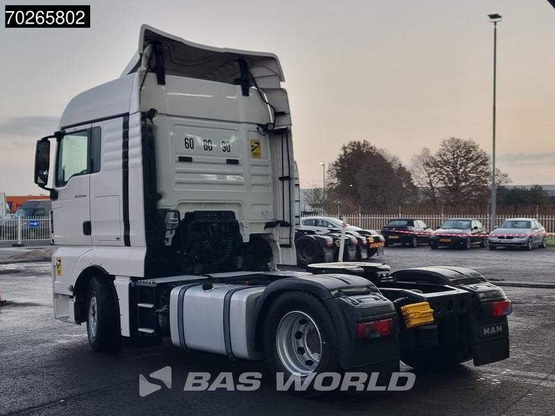 MAN TGX 18.460 4X2 XLX Retarder 2x Tanks Standklima - Cabeza tractora: foto 2 MAN TGX 18.460 4X2 XLX Retarder 2x Tanks Standklima - Cabeza tractora: foto 2
