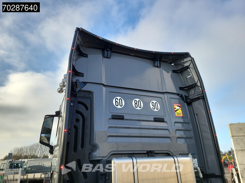 MAN TGX 18.520 4X2 Individual Lion S! New Hydrauliks GX Retarder Full-Air 2x Tanks Navi LED ACC Euro 6 - Cabeza tractora: foto 5 MAN TGX 18.520 4X2 Individual Lion S! New Hydrauliks GX Retarder Full-Air 2x Tanks Navi LED ACC Euro 6 - Cabeza tractora: foto 5