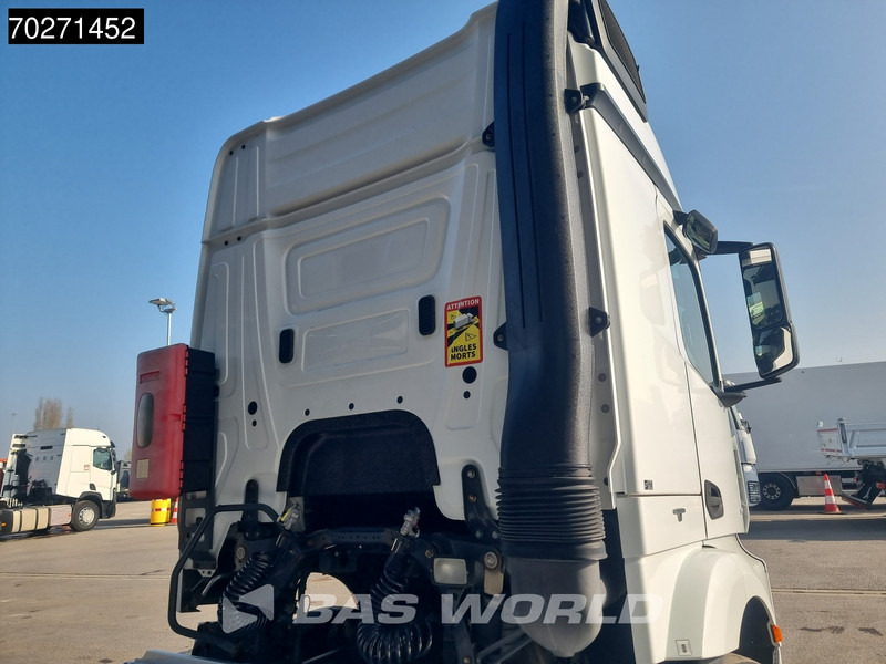 Mercedes-Benz Actros 1843 Actros 4X2 StreamSpace Retarder ADR Standklima PTO - Cabeza tractora: foto 5 Mercedes-Benz Actros 1843 Actros 4X2 StreamSpace Retarder ADR Standklima PTO - Cabeza tractora: foto 5