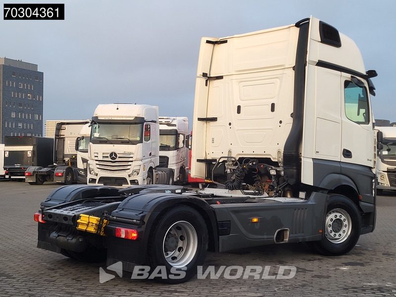 Mercedes-Benz Actros 1845 4X2 GigaSpace Retarder MirrorCam Navi Euro 6 - Cabeza tractora: foto 5 Mercedes-Benz Actros 1845 4X2 GigaSpace Retarder MirrorCam Navi Euro 6 - Cabeza tractora: foto 5