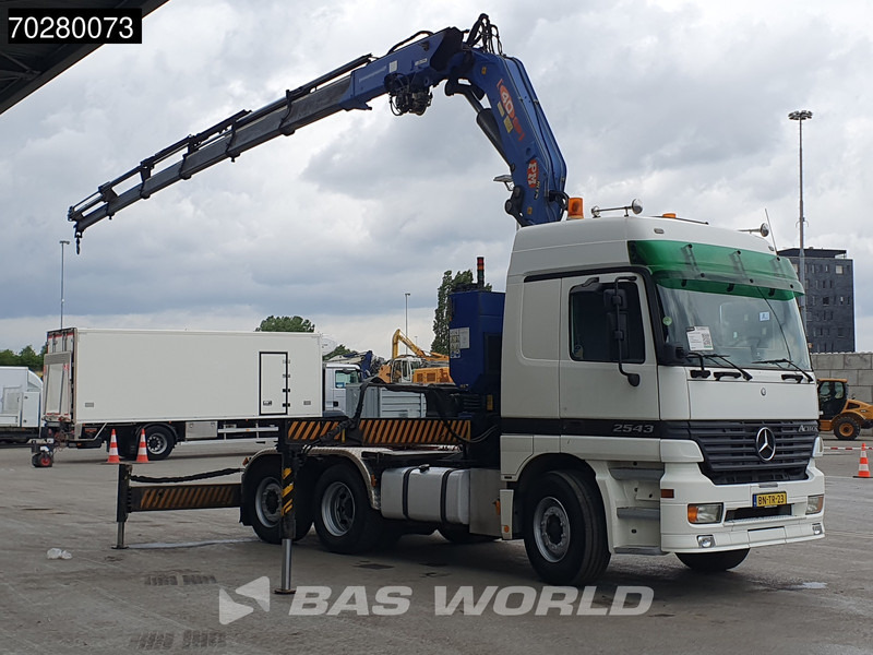 Mercedes-Benz Actros 2543 Actros 6X2 NL-Truck Liftachse 3-Pedals Kran PM 40 SP 2010 Euro 3 - Cabeza tractora: foto 3 Mercedes-Benz Actros 2543 Actros 6X2 NL-Truck Liftachse 3-Pedals Kran PM 40 SP 2010 Euro 3 - Cabeza tractora: foto 3