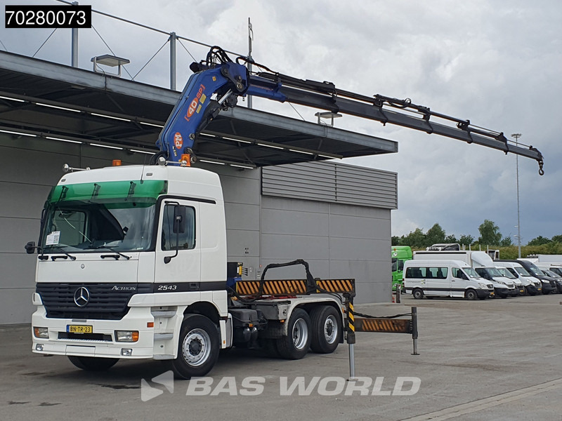 Mercedes-Benz Actros 2543 Actros 6X2 NL-Truck Liftachse 3-Pedals Kran PM 40 SP 2010 Euro 3 - Cabeza tractora: foto 1 Mercedes-Benz Actros 2543 Actros 6X2 NL-Truck Liftachse 3-Pedals Kran PM 40 SP 2010 Euro 3 - Cabeza tractora: foto 1