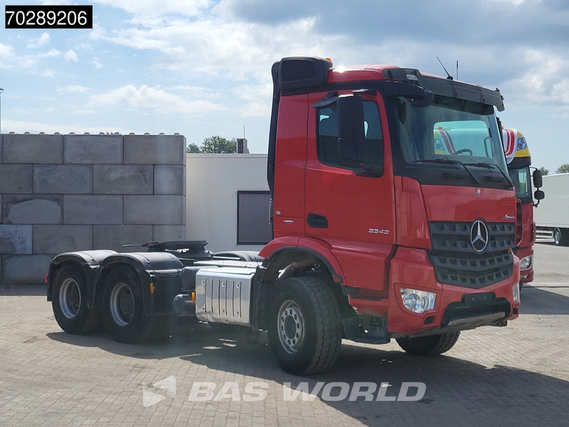 Mercedes-Benz Arocs 3343 6X4 Hydraulik Full-Steel Big-Axle - Cabeza tractora: foto 3 Mercedes-Benz Arocs 3343 6X4 Hydraulik Full-Steel Big-Axle - Cabeza tractora: foto 3