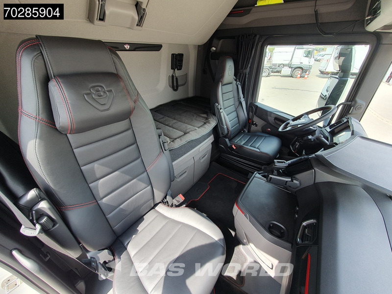 Cabeza tractora Scania S770 4X2 Full-Air Retarder 2x Tanks Standklima Alcoa's Leather: foto 6