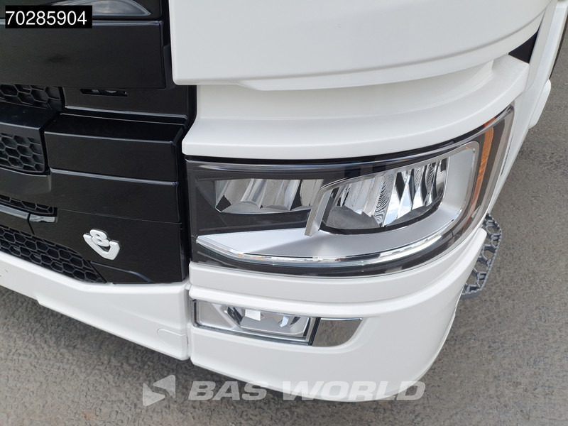 Cabeza tractora Scania S770 4X2 Full-Air Retarder 2x Tanks Standklima Alcoa's Leather: foto 11