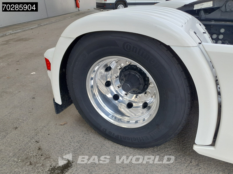 Cabeza tractora Scania S770 4X2 Full-Air Retarder 2x Tanks Standklima Alcoa's Leather: foto 20