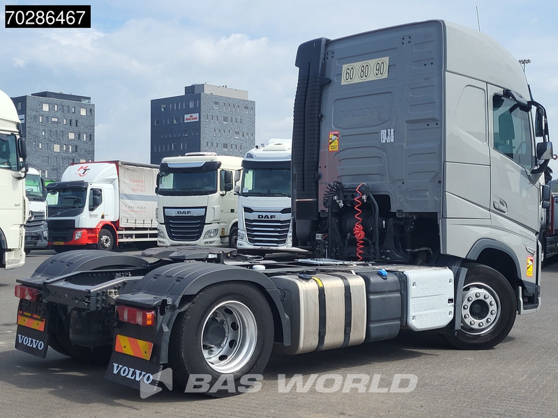 Volvo FH 460 4X2 VEB+ I-ParkCool 2xTanks LED Euro 6 - Cabeza tractora: foto 5 Volvo FH 460 4X2 VEB+ I-ParkCool 2xTanks LED Euro 6 - Cabeza tractora: foto 5