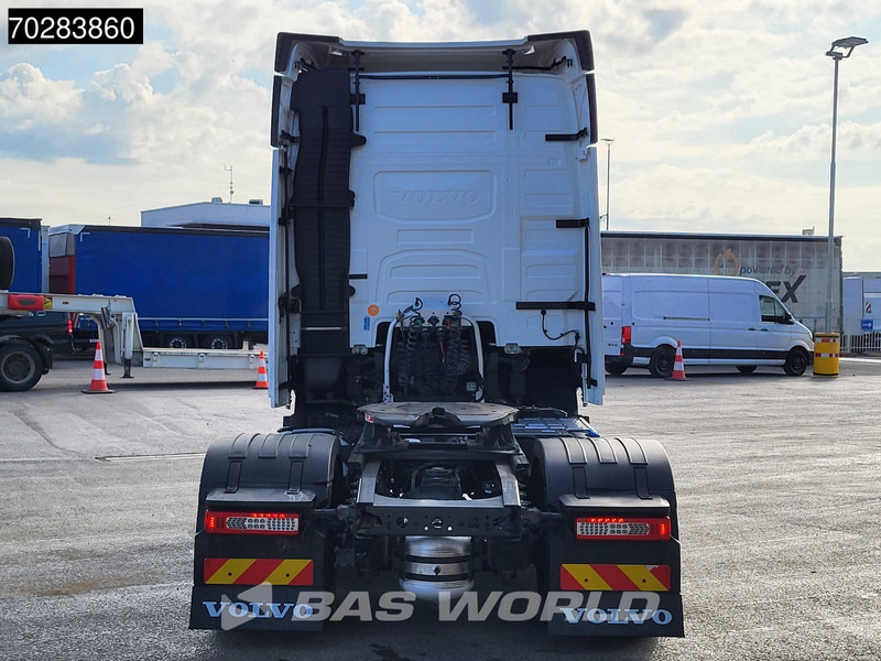 Volvo FH 500 4X2 2x Tanks VEB+ I-Park Cool ACC Navi Euro 6 - Cabeza tractora: foto 3 Volvo FH 500 4X2 2x Tanks VEB+ I-Park Cool ACC Navi Euro 6 - Cabeza tractora: foto 3