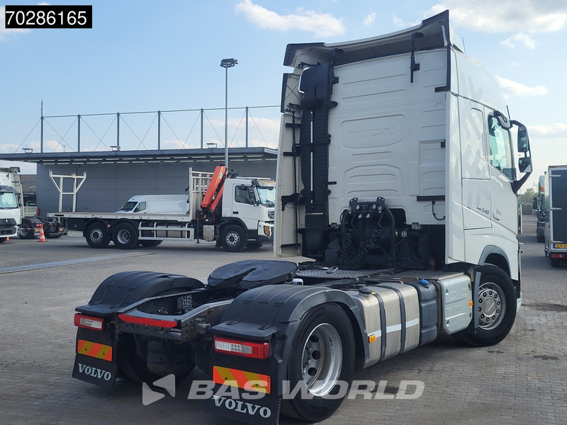 Leasing para Volvo FH 540 4X2 2x Tanks I-Park Cool ACC Euro 6 Volvo FH 540 4X2 2x Tanks I-Park Cool ACC Euro 6: foto 5
