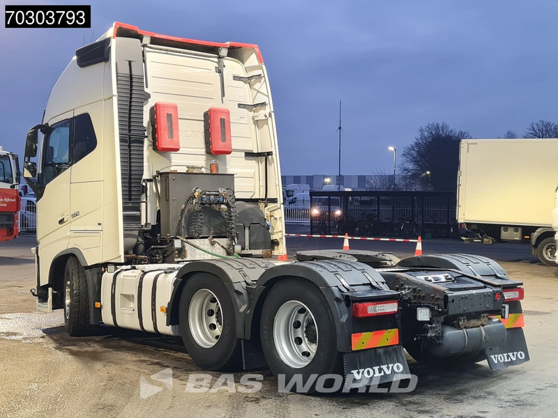 Volvo FH16 550 FH16 6X4 XL Full-Air Hydraulik 2x Tanks VEB+ - Cabeza tractora: foto 2 Volvo FH16 550 FH16 6X4 XL Full-Air Hydraulik 2x Tanks VEB+ - Cabeza tractora: foto 2