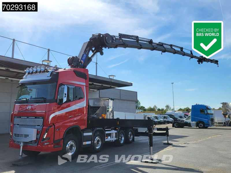 Volvo FH16 650 FH16 8X2 HMF 7020K-RCS Crane + Fly-Jib Lift+Steering-Axle Navi LED ACC Euro 6 - Cabeza tractora: foto 1 Volvo FH16 650 FH16 8X2 HMF 7020K-RCS Crane + Fly-Jib Lift+Steering-Axle Navi LED ACC Euro 6 - Cabeza tractora: foto 1