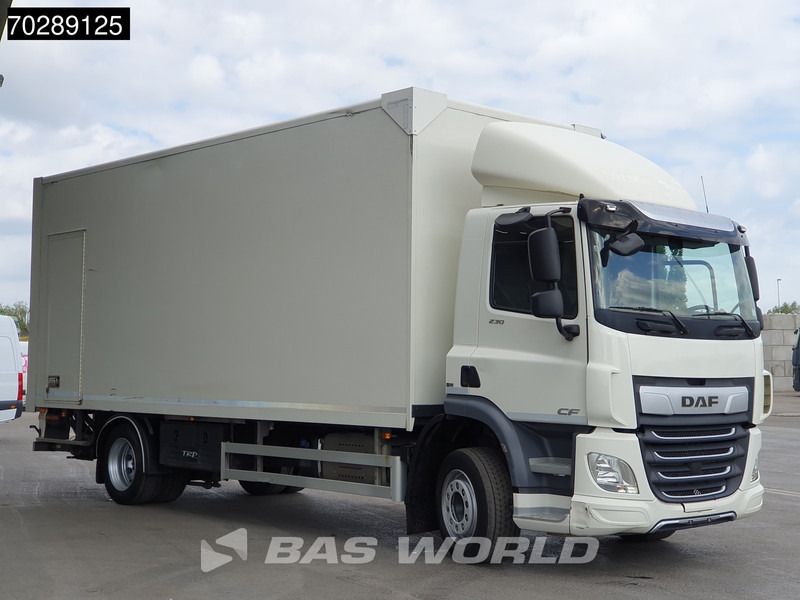 DAF CF 230 4X2 2000kg Ladebordwand Automatic 3 seats ACC Euro 6 - Camión caja cerrada: foto 2 DAF CF 230 4X2 2000kg Ladebordwand Automatic 3 seats ACC Euro 6 - Camión caja cerrada: foto 2