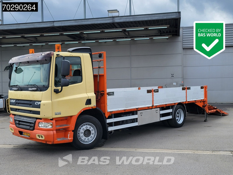 DAF CF75.310 4X2 19tons NL-Truck machine transporter Hydraulic Ramp Automatic Euro 4 - Camión portavehículos: foto 1 DAF CF75.310 4X2 19tons NL-Truck machine transporter Hydraulic Ramp Automatic Euro 4 - Camión portavehículos: foto 1